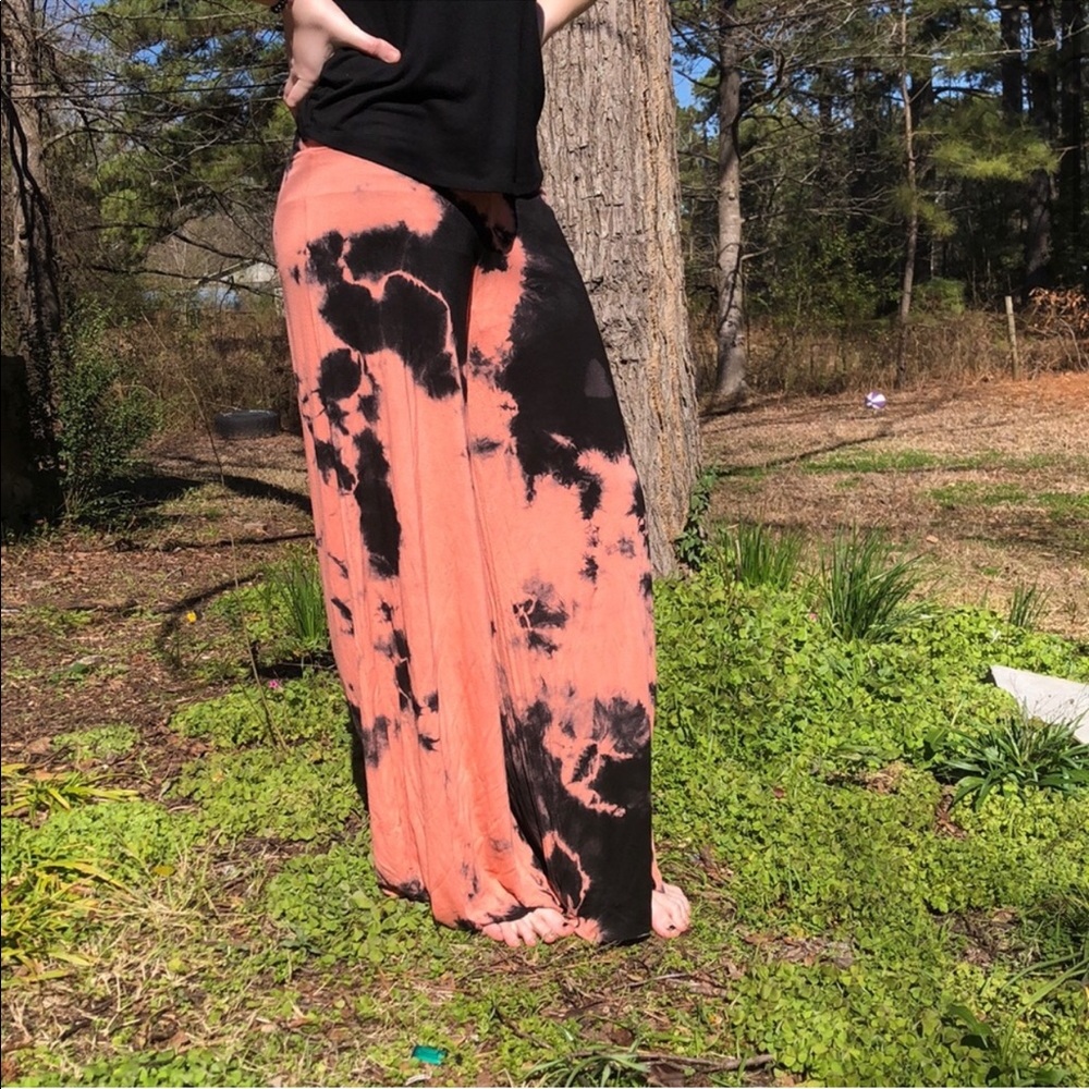 ✨Enti Tie Dye Wide Leg Palazzo Pants✨